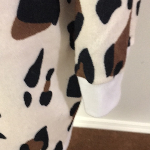 Gorgeous light weight extra long cardigan sweater new without tags - Picture 2 of 9